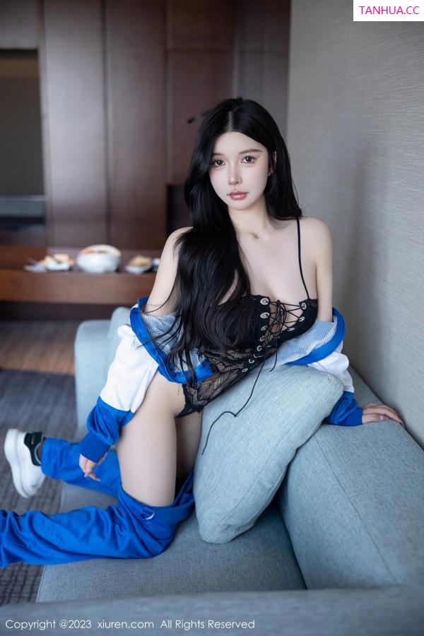   [XiuRen]高清写真图 2023.04.28 No.6660 林珊珊 运动服美腿第53张图片